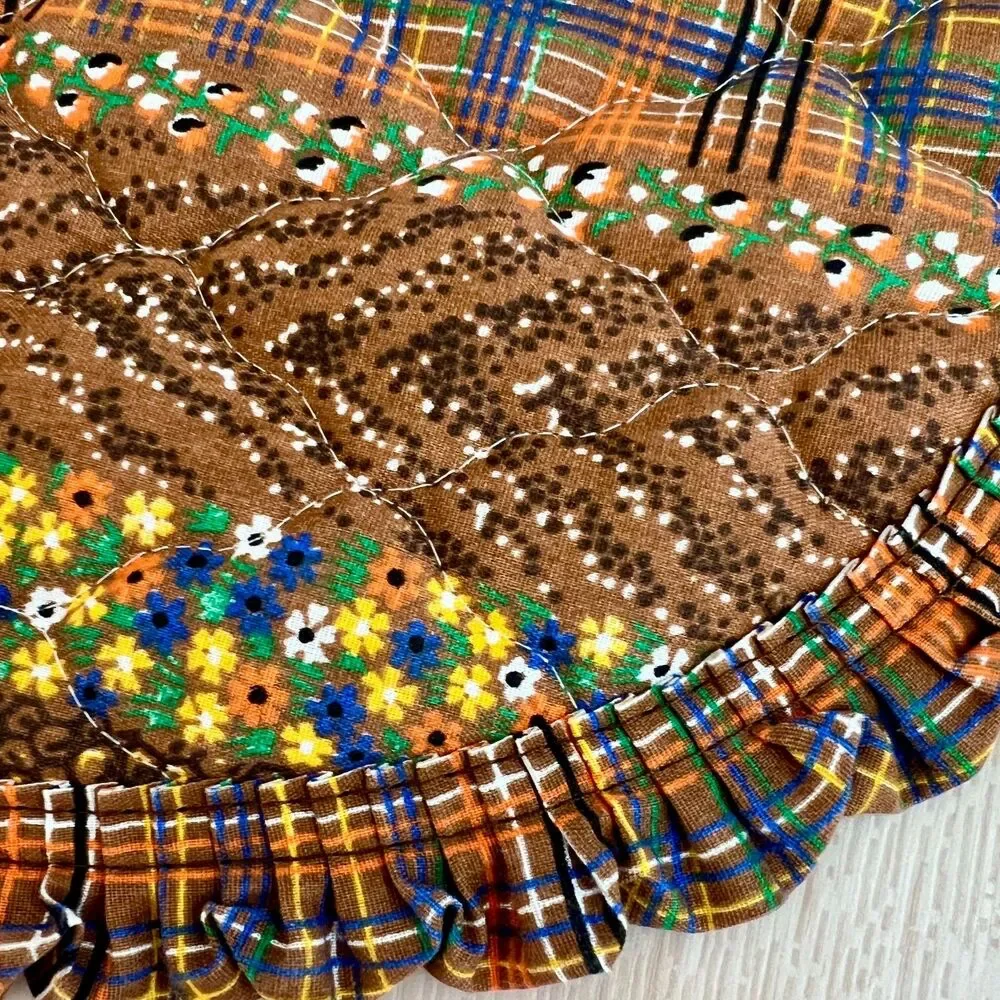 Vintage 70s Set of 4 Quilted Autumn Calico Patchwork Oval Placemats RuffleTrim